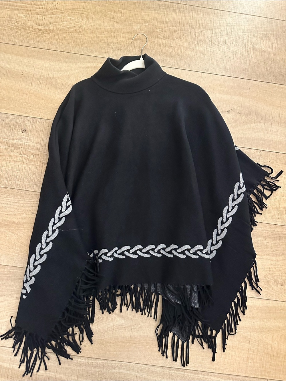 J. McLaughlin Black Fringe Poncho with Knit Braid Detail One Size - Picture 2 of 6
